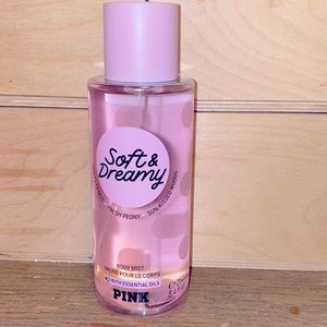 3/$25 🌸Pink Victoria’s Secret soft and dreamy